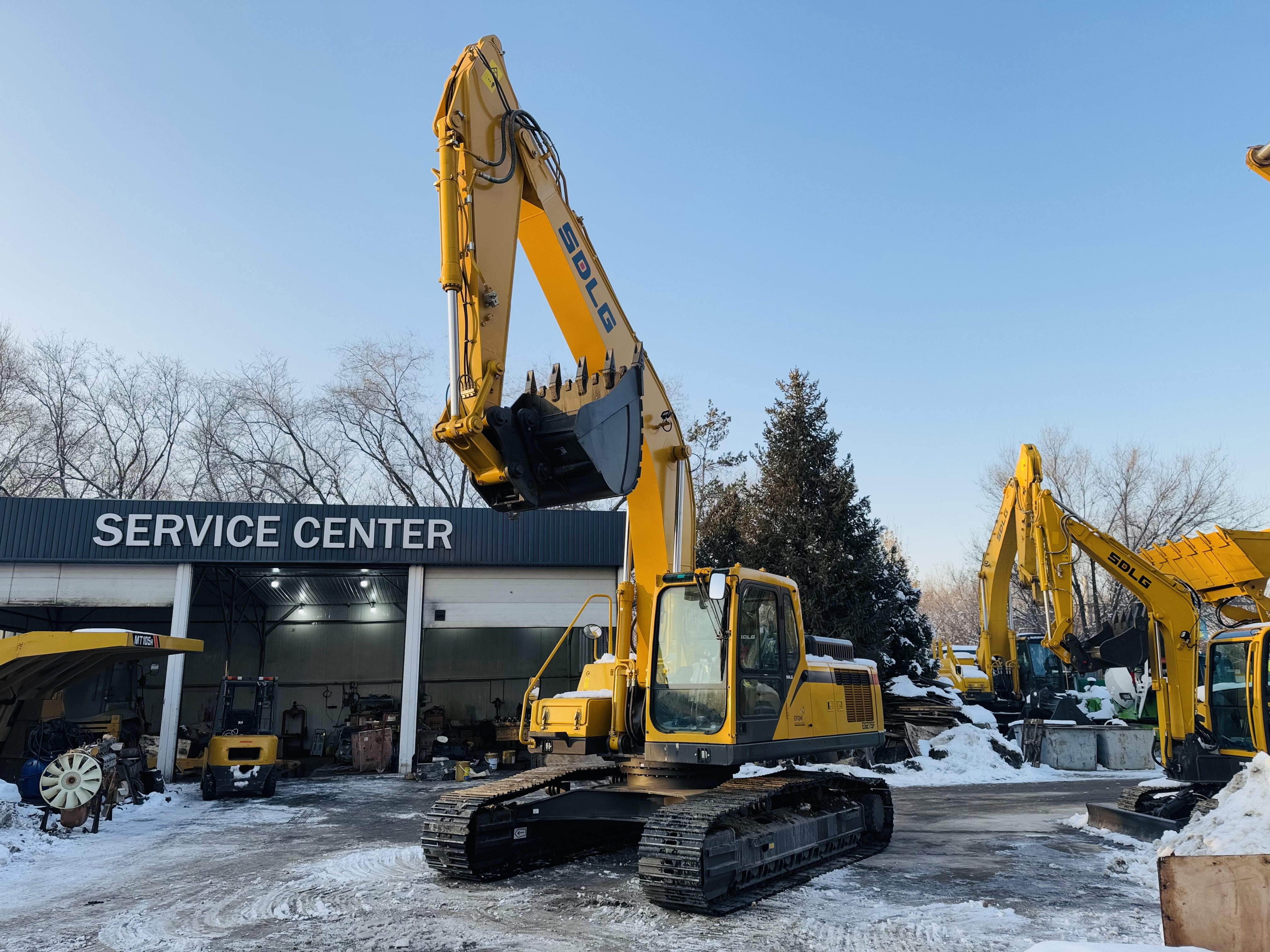 Гидравлический экскаватор SDLG E6275F