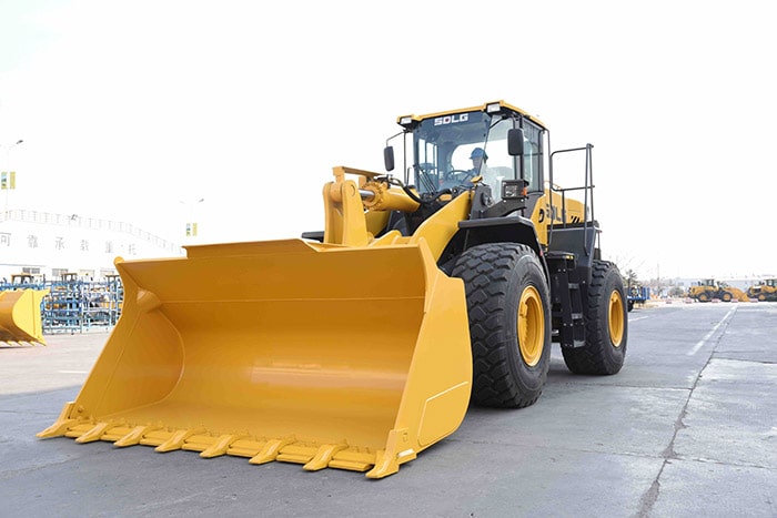 Фронтальный погрузчик SDLG L968F 